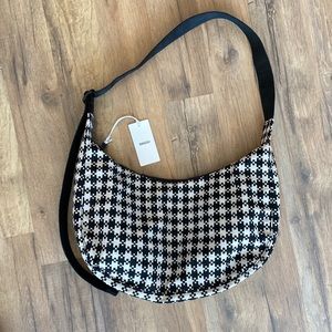 NWT Baggu medium nylon crescent bag